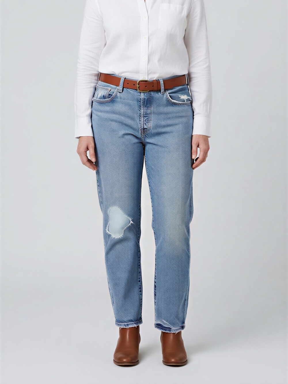 Levi's Light Blue Boyfriend Jeans with Distressed Knee